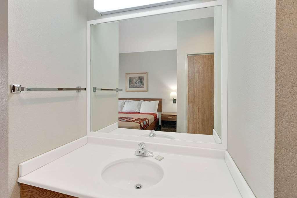 Super 8 By Wyndham Hampshire Il Hotel Cameră foto